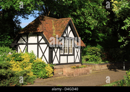 Ex pubblico ponte di pesatura, Ombersley, Worcestershire, Inghilterra Foto Stock