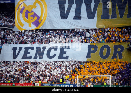Madrid, Spagna, fan del Real Madrid CF in UEFA Champions League semi-finale Foto Stock