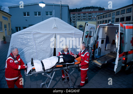 Meiningen, Germania, membri della RDC a Katastrophenuebung Foto Stock