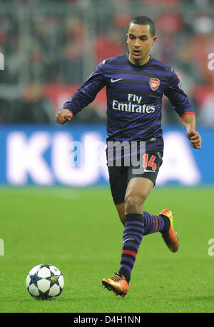 Monaco di Baviera, Germania. 13 marzo 2013. Dell'Arsenal Theo Walcott in azione durante la UEFA Champions League Soccer round di sedici tra FC Bayern Monaco e Arsenal FC a Fußball Arena München a Monaco di Baviera, Germania, 13 2012. Foto: Marc Müller dpa /Alamy Live News Foto Stock