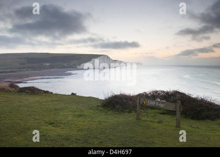 Le bianche scogliere del Sette sorelle nel South Downs National Park, East Sussex, England, Regno Unito Foto Stock