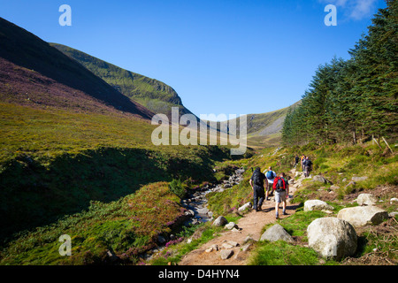 Arrampicata Slieve Donard, Mourne Mountains, Co. Down, Irlanda del Nord Foto Stock