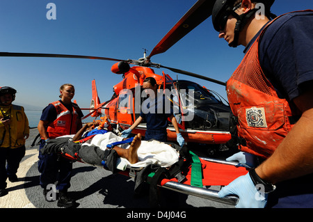 Ad Haiti le operazioni di soccorso Foto Stock