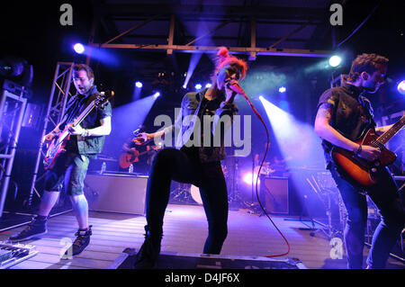 Austin, Texas, Stati Uniti d'America. 13 marzo 2013. Il cantante HAYLEY WILLIAMS, JEREMY DAVIS E TAYLOR YORK di 'Paramore' eseguire live al Belmont durante SXSW 2013 evento concertistico. (Immagine di credito: credito: Beth Stirnaman/ZUMAPRESS.com/Alamy Live News) Foto Stock