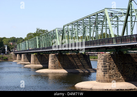 Un ponte sopra il fiume Delaware Foto Stock