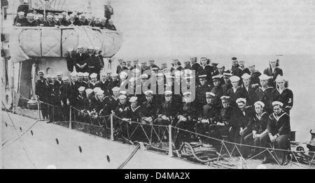 Ufficiali ed equipaggi di USS Fanning, distruttore. La Fanning effettuato la cattura del sommergibile tedesco U-58. Tenente Comandante Carpender, circa 1917 Foto Stock