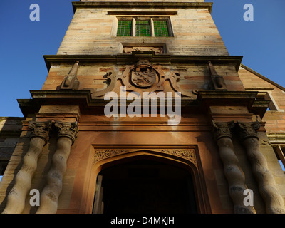 Gatehouse con Solomonic orzo-colonne di zucchero Rufford abbazia Country Park il Dukeries a Ollerton Nottinghamshire Foto Stock