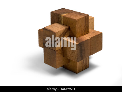 Studio fotografico di un di legno 3D-puzzle in bianco indietro Foto Stock