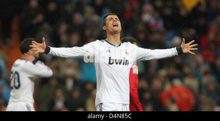 16.03.2013. Madrid, Spagna. Del Real Madrid in Christiano Ronaldo reagisce durante la Primera Division spagnolo partita di calcio tra il Real Madrid e il RCD Mallorca a Santiago Bernabeu Stadium Foto Stock