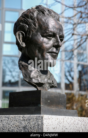 Busto di Georg Elser che hanno effettuato un tentativo di assassinio su Adolf Hitler nel Bürgerbräukeller in novembre 1939 Foto Stock