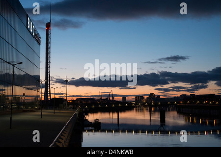 La BBC Scotland complesso di notte sulle rive del fiume Clyde, Glasgow. Foto Stock