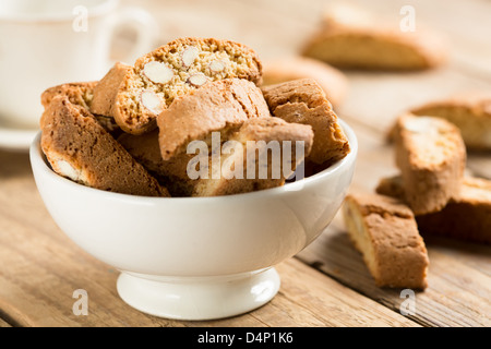 Cantuccini ,tradizionali biscotti di mandorle, di Prato, Toscana, Italia, Europa Foto Stock