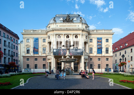Bratislava, Slovacchia, il vecchio edificio del Teatro nazionale slovacco a Bratislava Foto Stock