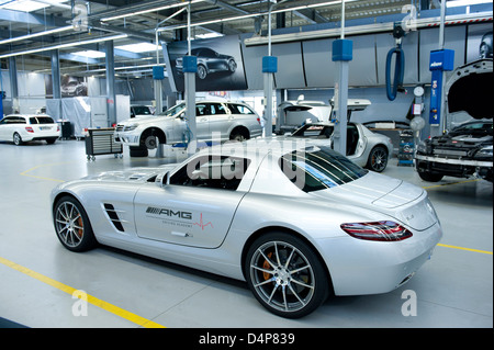 Affalterbach, Germania, la Mercedes-AMG Workshop Foto Stock