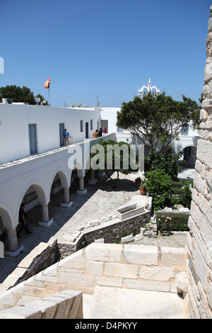 Strada a Paros nelle Cicladi (Grecia) Foto Stock