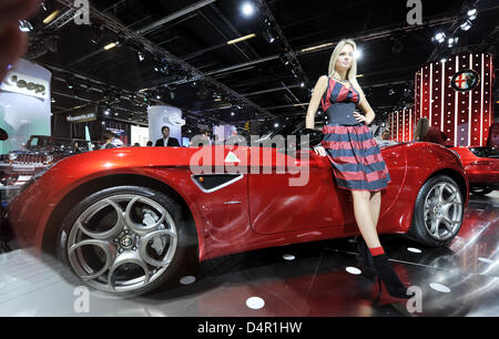 Una Alfa Romeo al International Motor Show (IAA) di Francoforte, Germania, 16 settembre 2009. I costruttori di auto da tutto il mondo presentano i loro ultimi modelli dal 17 al 27 settembre 2009. Foto: Boris Roessler Foto Stock