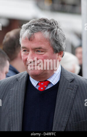 14.03.2013 - Cheltenham; Trainer Nigel Twiston-Davies in verticale. Credito: Lajos-Eric Balogh/turfstock.com Foto Stock