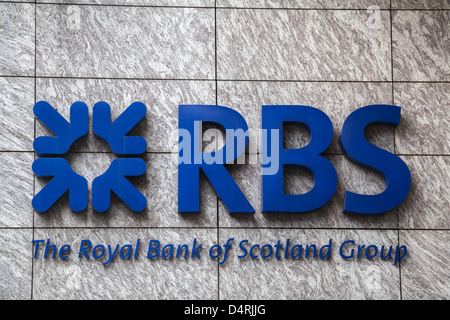 Una vista generale della Royal Bank of Scotland (RBS) logo in Devonshire Square office di Londra Foto Stock