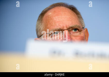 Marzo 18th, Berlin - Germania. Comunicato stampa Federale il Ministro delle finanze e Wolfgang Schäuble e presidente della Deutsche Bundesbank, Jens Weidmann, a presentare nuove strategie finanziarie a Cipro. Credits: Credito: Gonçalo Silva/Alamy Live news. Foto Stock