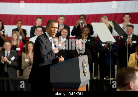 Obama Kennedy Space Center Visita (201004150008HQ) Foto Stock