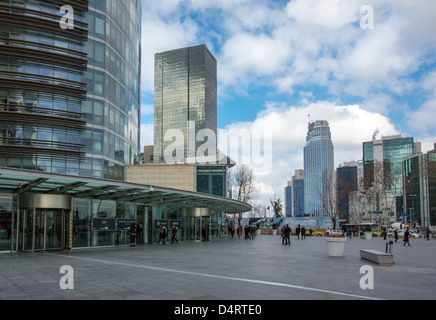 Europa Turchia Istanbul, Levent trimestre, il Canyon mall progettato dagli architetti Tabanlioglu & Jerde Foto Stock