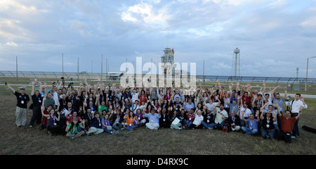 STS-133 Lauch Tweetups presso il Pad (201011020003HQ) Foto Stock