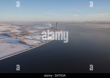 Una veduta aerea di ScottishPower della Centrale Energetica di Longannet, sulla sponda nord del Firth of Forth vicino a Kincardine, Scozia. Foto Stock