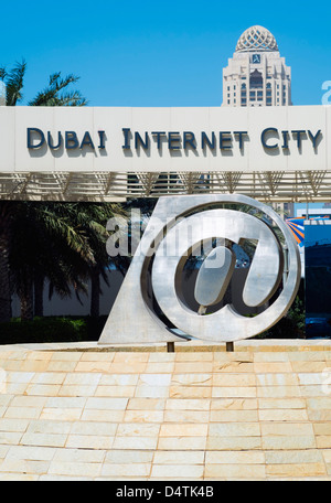 Ingresso a Dubai Internet City negli Emirati Arabi Uniti EMIRATI ARABI UNITI Foto Stock