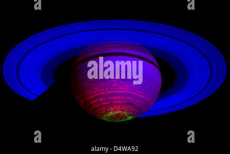 Un handout picture composta di 65 scatti singoli mediante lo spettrometro VIMS 'Visual Infrared Mapping Spectrometer' presi dal veicolo spaziale "Cassini' su 11 Novembre 2008 mostra luci polari su Saturno. Cassini ha preso foto dettagliate di impressionanti fenomeni di luce sul pianeta Saturno. Le foto "aiutare gli scienziati a comprendere le funzioni di un sistema solare meglio paglierino Foto Stock