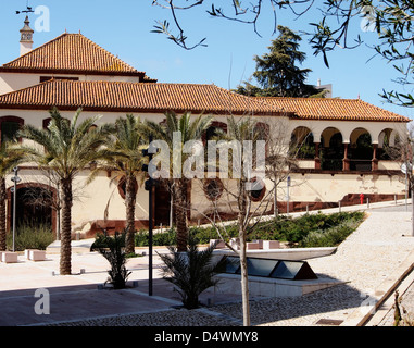 Il giardino botanico di pareti racchiuso SILVES PORTOGALLO Foto Stock