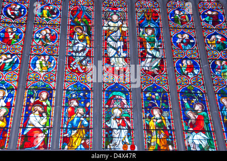 Vetrata, San Patrizio la Cattedrale Cattolica, Melbourne, Australia. Foto Stock