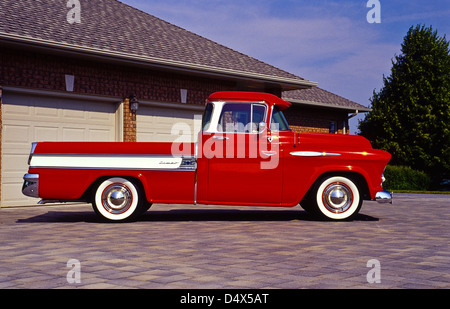 1957 Cameo Chevrolet Pick Up Truck Foto Stock