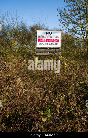 Arrestare HS2 segno vicino Offchruch, Warwickshire, Regno Unito Foto Stock