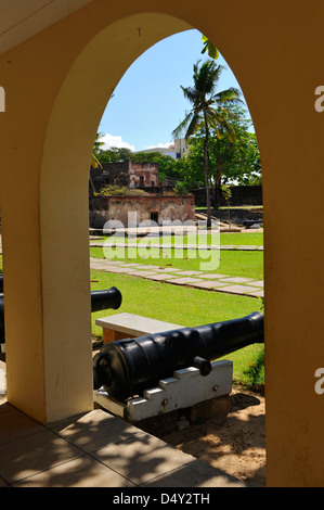 Interno del Fort Jesus sull isola di Mombasa, in Kenya, Africa orientale Foto Stock