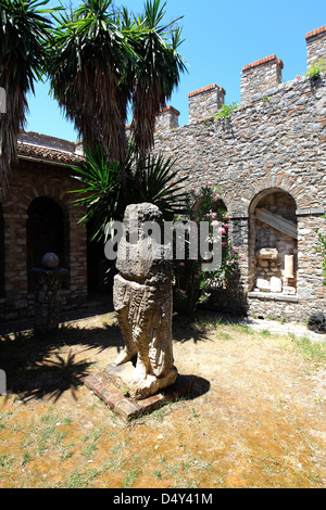 Le statue e le visualizza nel museo di antica Butrinto, Sito Patrimonio Mondiale dell'UNESCO, Butrinto Parco Nazionale, Saranda distretto, Sout Foto Stock