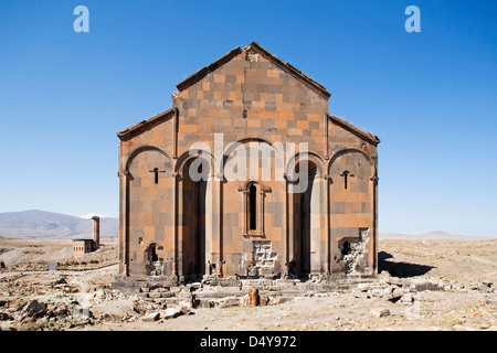 Cattedrale successivamente cambiato in fethiye moschea, ani rovine, area di Kars, nord-Anatolia orientale, Turchia, Asia Foto Stock