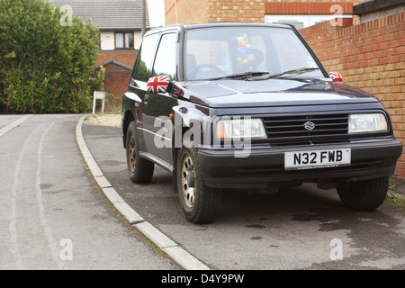 Patriottica Jeep Suzuki con Union Jack specchio parafango copre Foto Stock