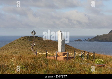 Marmo bianco memorial a coloro che sono stati round Cape Horn e di coloro che sono morti nel tentativo. Foto Stock