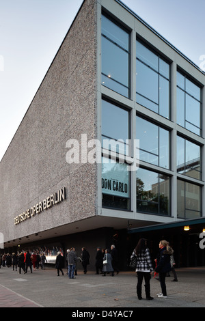 Berlino, Germania, l'Opera tedesca sulla Bismarckstrasse Foto Stock