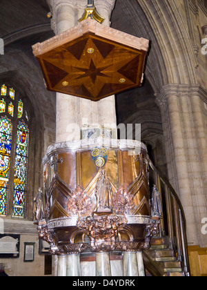 L Art Nouveau pulpito in cattedrale di Ripon North Yorkshire, Inghilterra Foto Stock