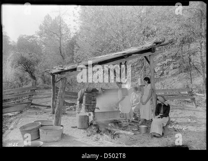 In basso bollente sorgo al Stooksberry homestead vicino Andersonville, Tennessee, Ottobre 1933 Foto Stock