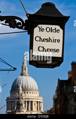 Fleet Street shop segno Foto Stock