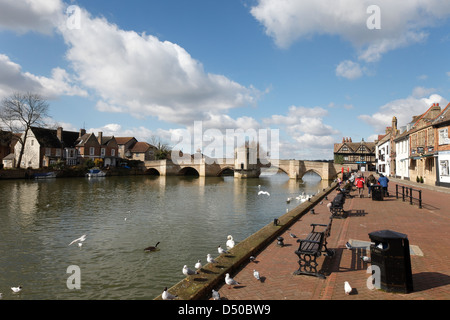 Il Quay e Bridge St Ives Cambridgeshire Inghilterra Foto Stock