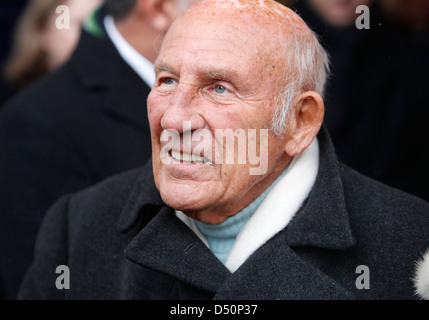 Ex pilota da corsa , Sir Stirling Moss al memoriale di servizio per il Professor Sid Watkins, ex Formula Uno FIA delegato medico, LONDON, Regno Unito Foto Stock