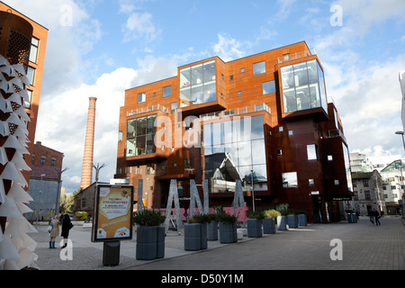 Tallinn, Estonia, casa moderna nel quartiere Rotermann Foto Stock