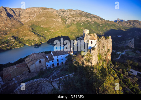 Castell de Guadalest, castello di Guadalest, Guadalest, Costa Blanca, Provincia di Alicante, Comunidad Valenciana, Spagna, Europa. Foto Stock