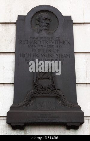 Memoriale di Richard Trevithick (1771 - 1833) a Londra, Inghilterra. Foto Stock