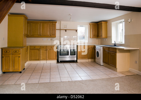 Un vuoto che la cucina di una casa vuota. Foto Stock