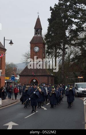 Wendover, Regno Unito. Il 22 marzo 2013. RAF Halton libertà di Vale Parade. Il corteo si celebra la concessione della libertà di entrata ad Aylesbury Vale il consiglio del distretto. Una "Libertà di entrata " è il più alto tributo che può essere pagato a qualsiasi organizzazione militare o di servizio. Credito: Andrew Spiers / Alamy Live News Foto Stock