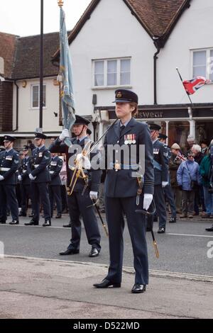 Wendover, Regno Unito. Il 22 marzo 2013. RAF Halton libertà di Vale Parade. Il corteo si celebra la concessione della libertà di entrata ad Aylesbury Vale il consiglio del distretto. Una "Libertà di entrata " è il più alto tributo che può essere pagato a qualsiasi organizzazione militare o di servizio. Credito: Andrew Spiers / Alamy Live News Foto Stock